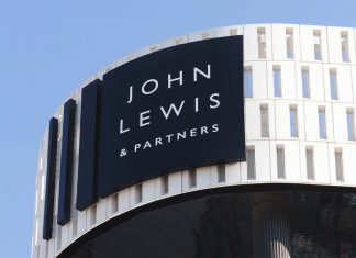 In primul rand, in timp ce John Lewis este un magazin destul de mare, acesta nu poarta toate marcile sau articolele pe care le aveti