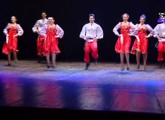 „Omul dansant”, care a fost rusinat de corp, si-a luat in sfarsit petrecerea de dans epic